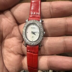 Working Fossil F2 Watch Women ES-9349 21mm Oval MOP Crystals Red Leather Fit 7in